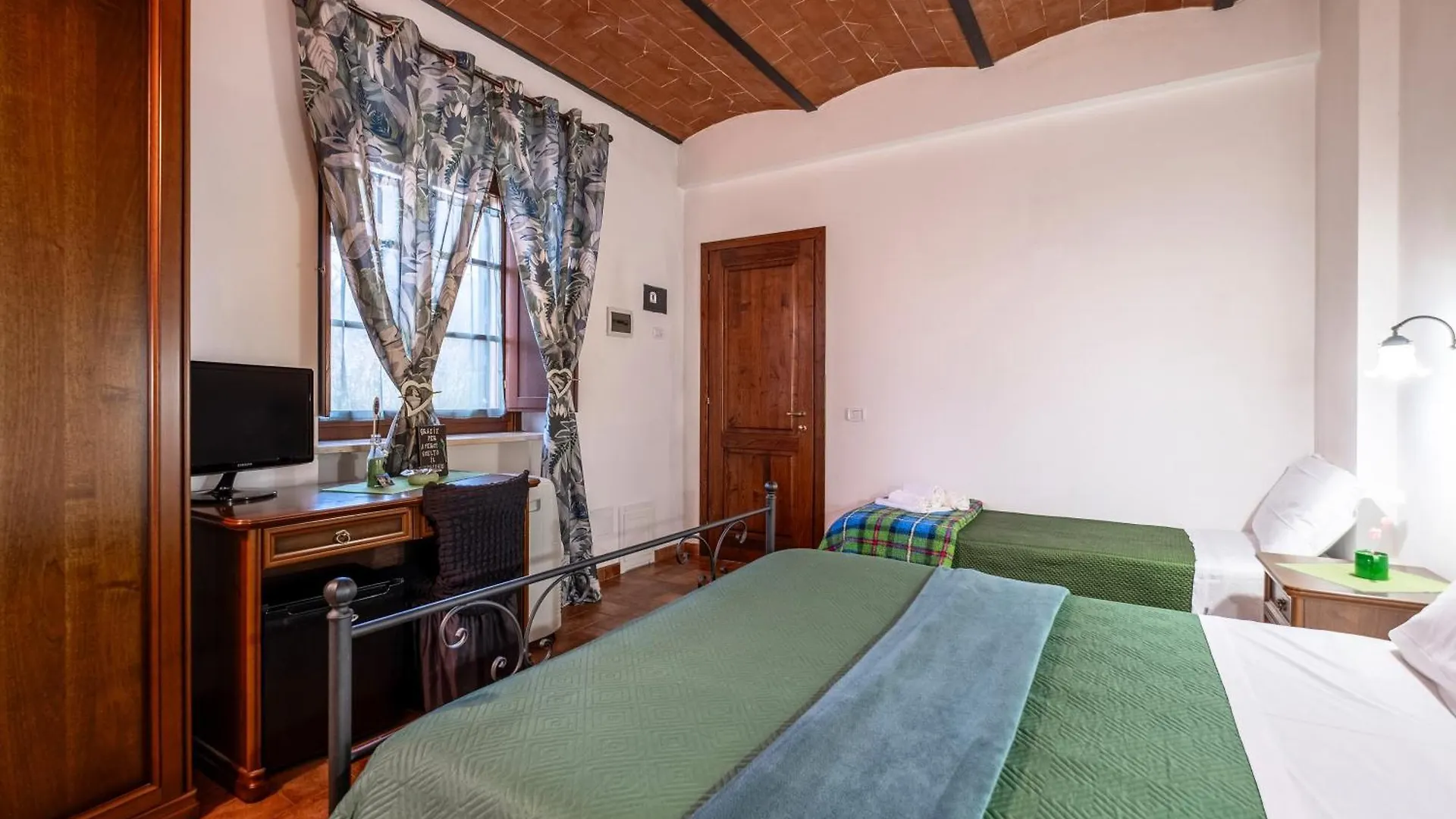 Agriturismo Meriggio Semproniano Farm stay