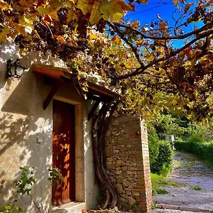 Casa vacanze All'acqua Santa, Immersi Nella Natura, Semproniano