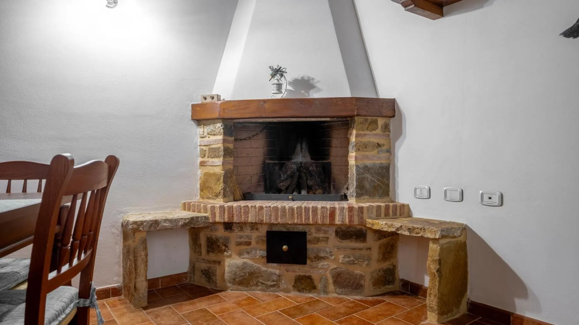 Agriturismo Meriggio Semproniano 0*,  Italy
