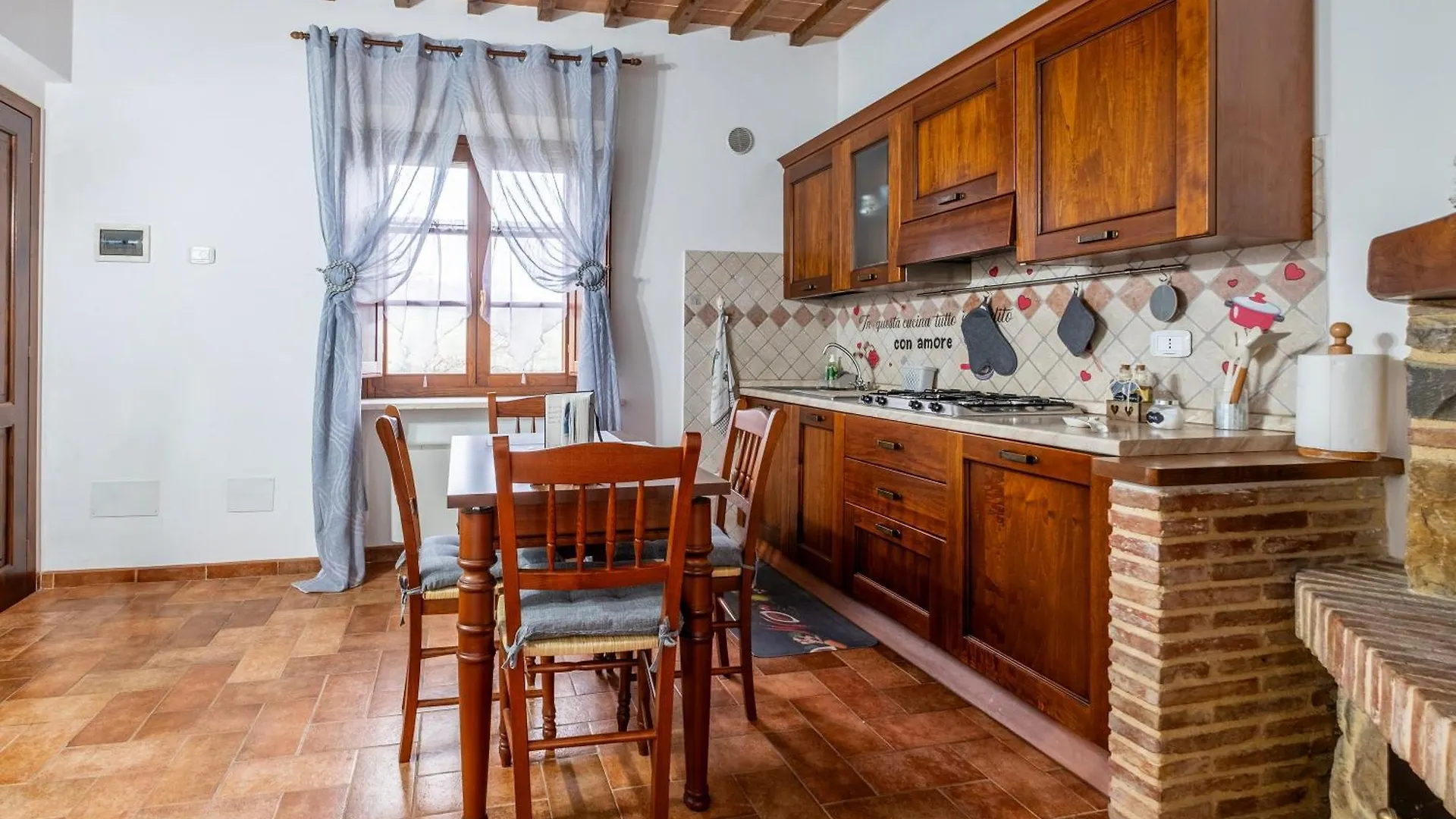 Agriturismo Meriggio Semproniano Farm stay